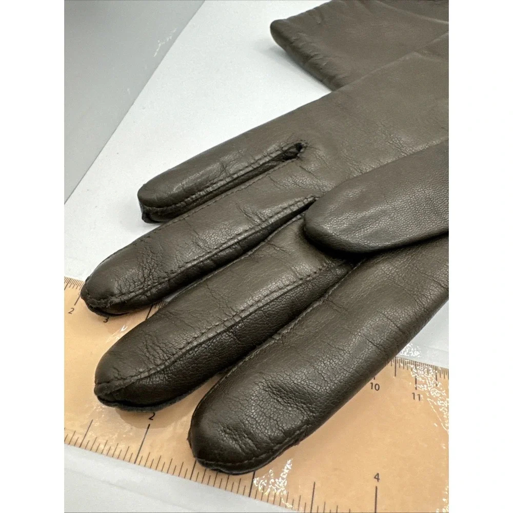 Vintage Woman's Brown Gloves - Size‎ 6.5